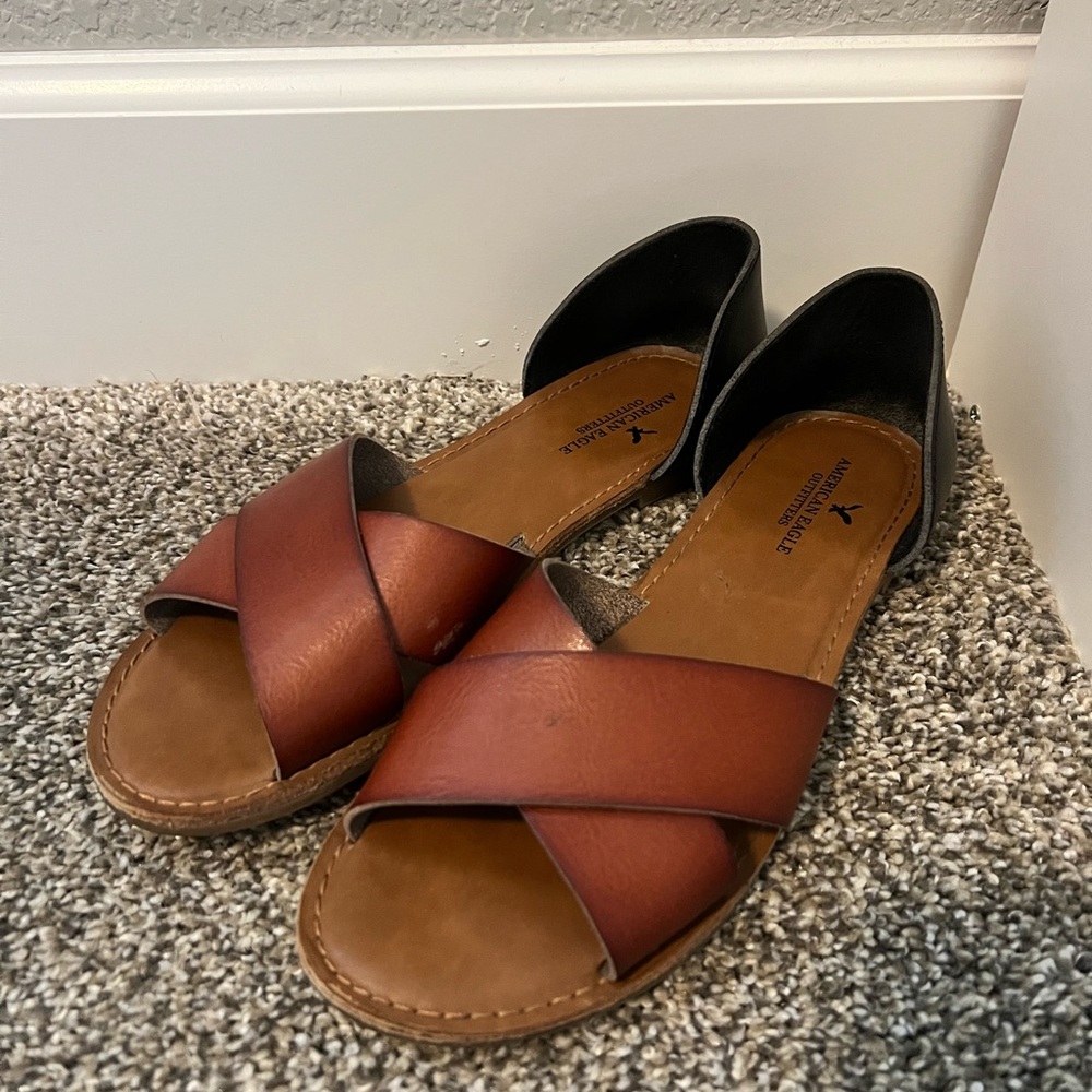 American Eagle Sandals